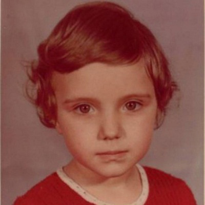 Ирина Тонева в детстве фото
