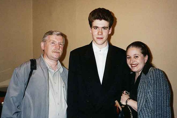 Денис Мацуев с родителями фото
