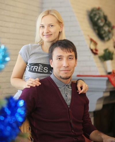 Дмитрий Абзалов с женой Ириной Плащёвой