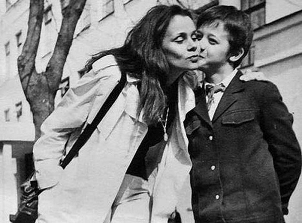 Алексей Макаров со своей мамой фото